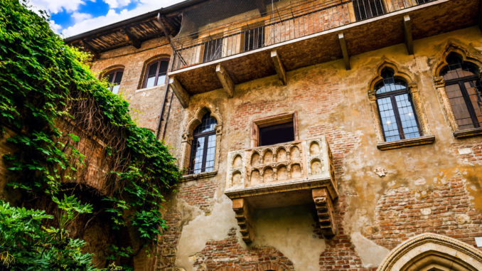 balcony-of-Juliets